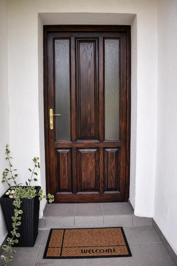 House Narta - Rastoke Apartman Szluin Kültér fotó