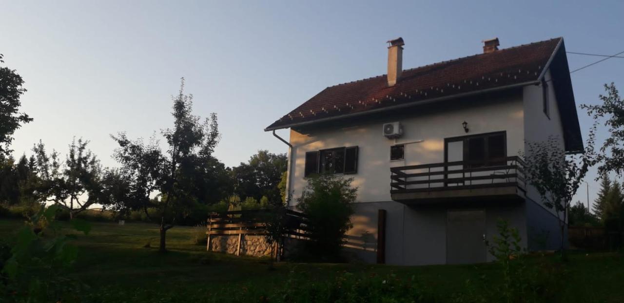 House Narta - Rastoke Apartman Szluin Kültér fotó