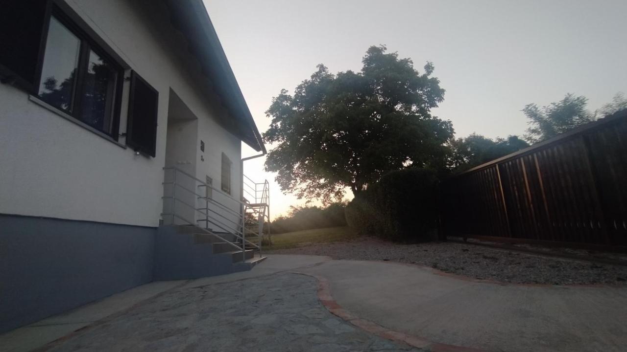 House Narta - Rastoke Apartman Szluin Kültér fotó